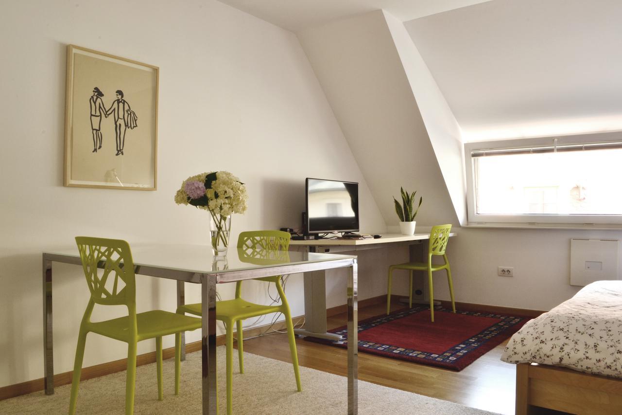 Studio in Ljubljana Center Esterno foto